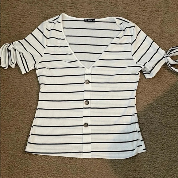 WHITE RIBBED BLOUSE TOP SHIRT WITH BLACK STRIPES AND BUTTONS TIES SLEEVES - Picture 1 of 5